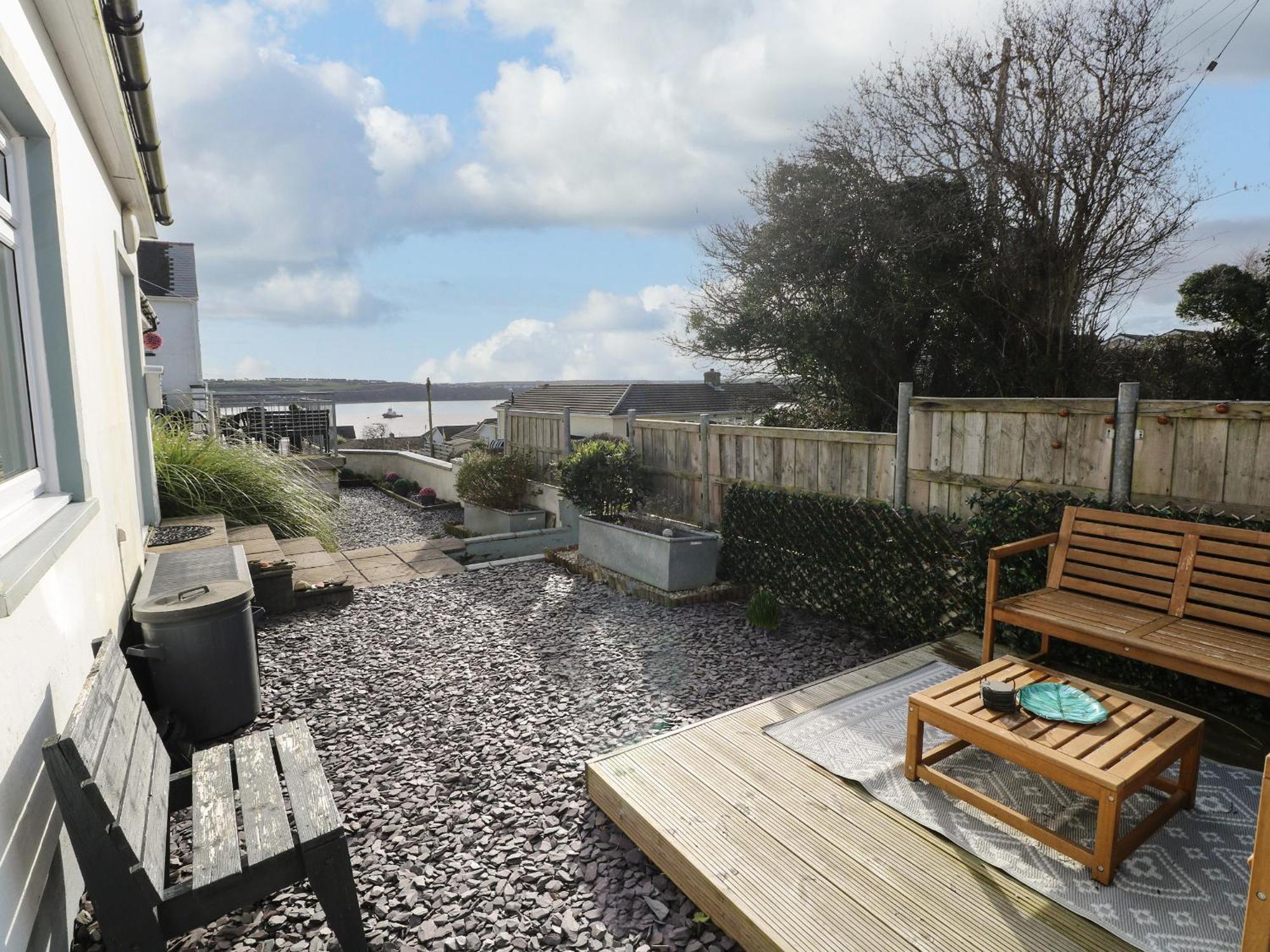 Oakdene Villa Milford Haven Exterior foto